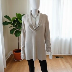 White House Black Market Soft Ribbed Champagne-Colored V‑Neck Sweater Size L